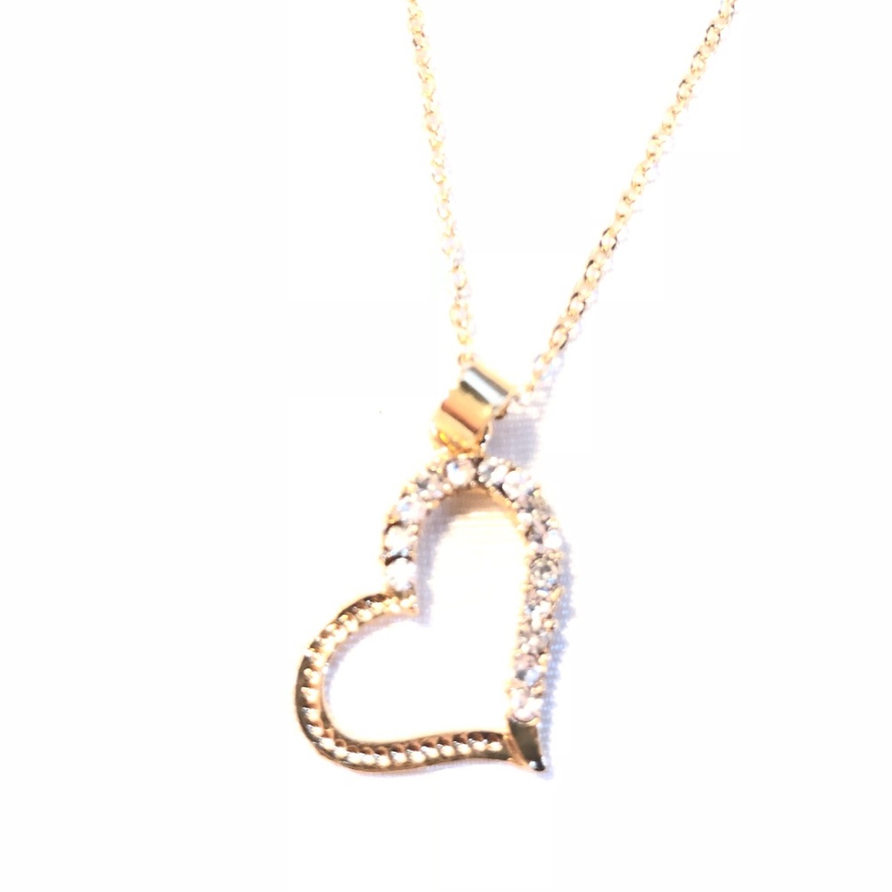 AMOUR // Gold Heart Necklace